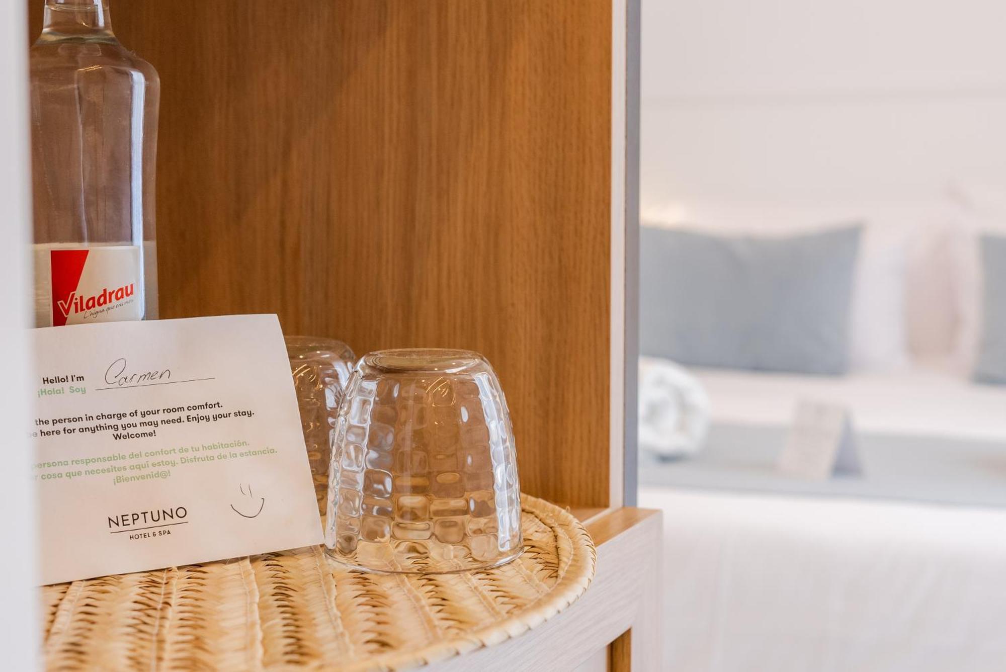 Neptuno Hotel&SPA 4 Sup Calella Habitación foto
