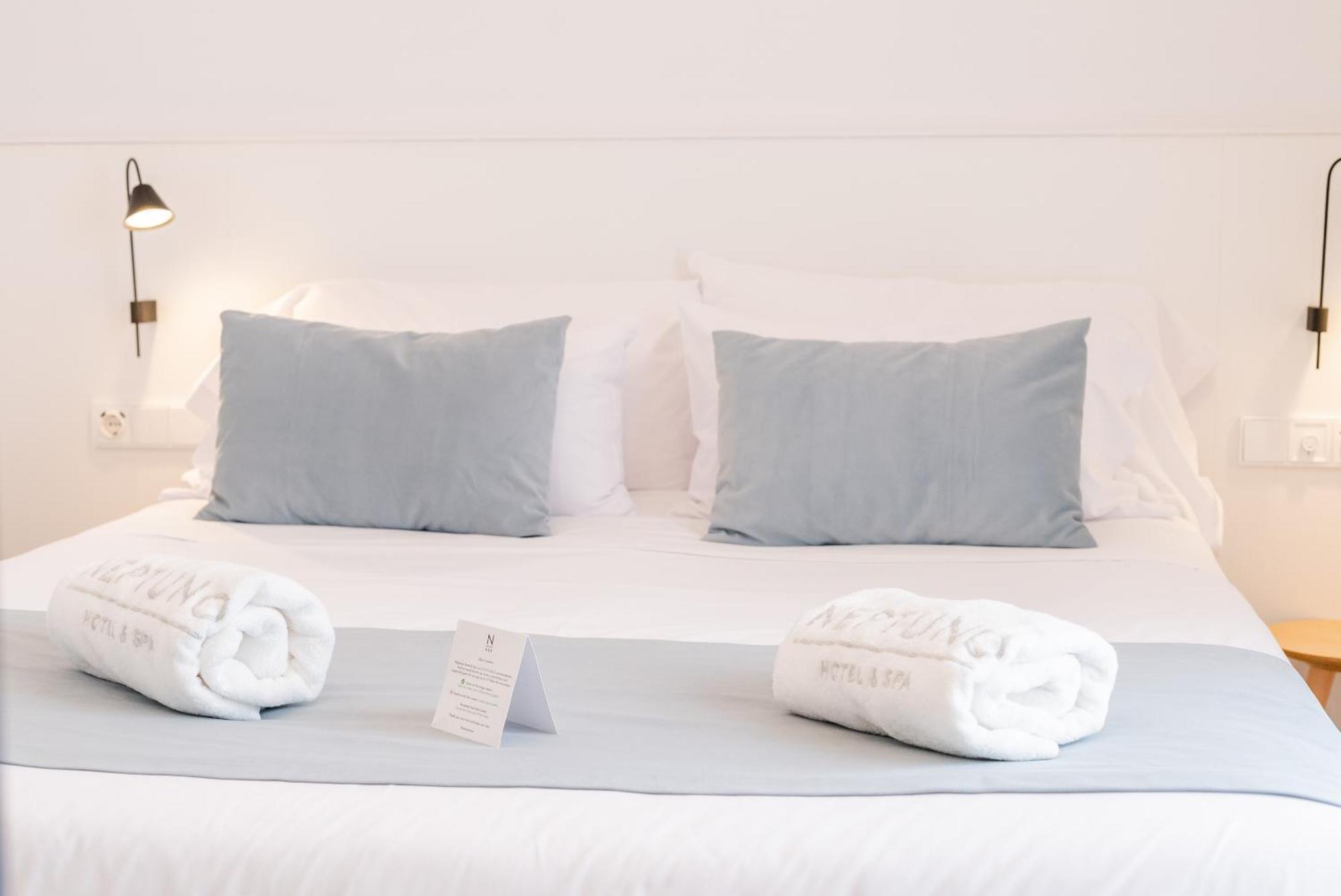 Neptuno Hotel&SPA 4 Sup Calella Habitación foto