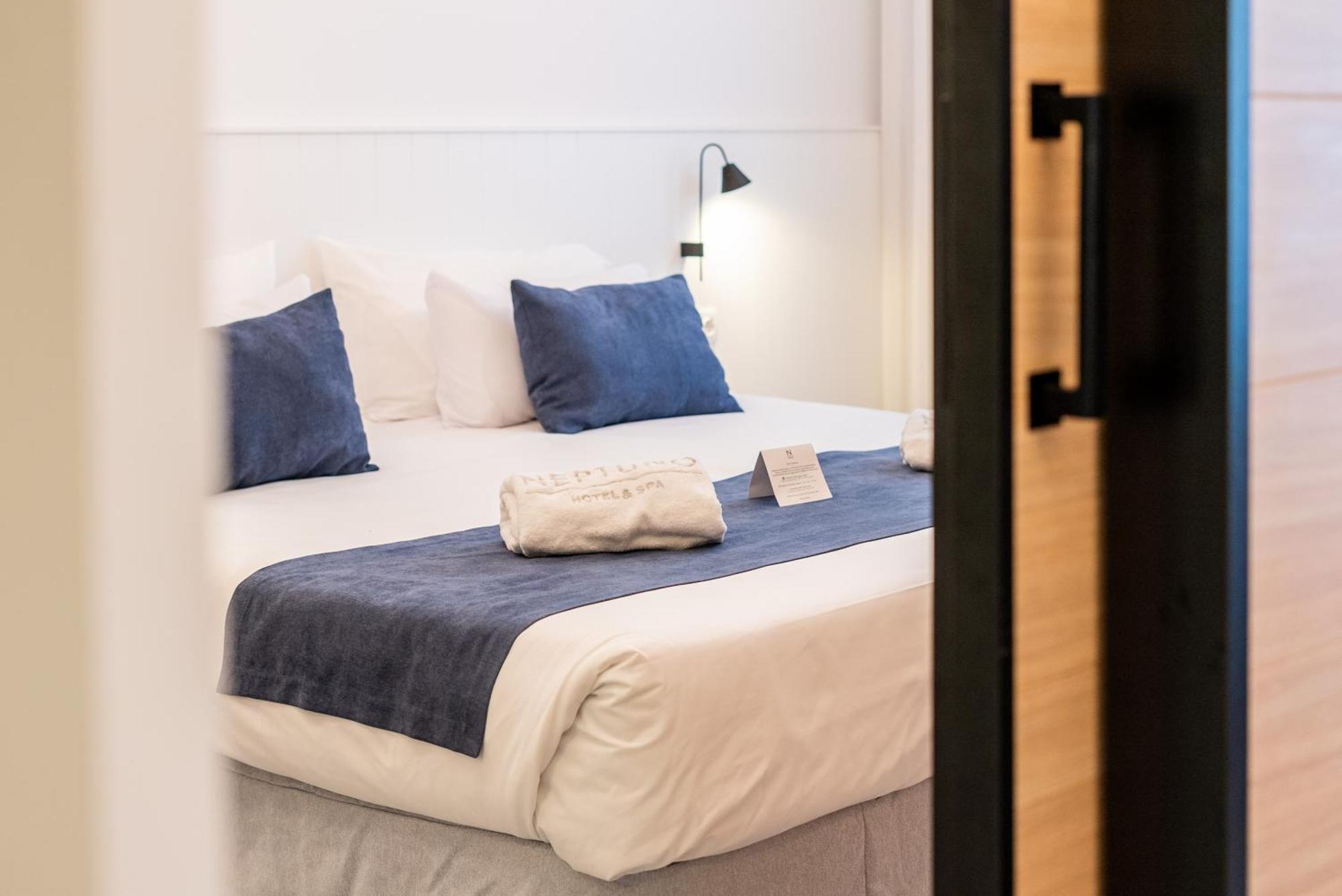 Neptuno Hotel&SPA 4 Sup Calella Habitación foto