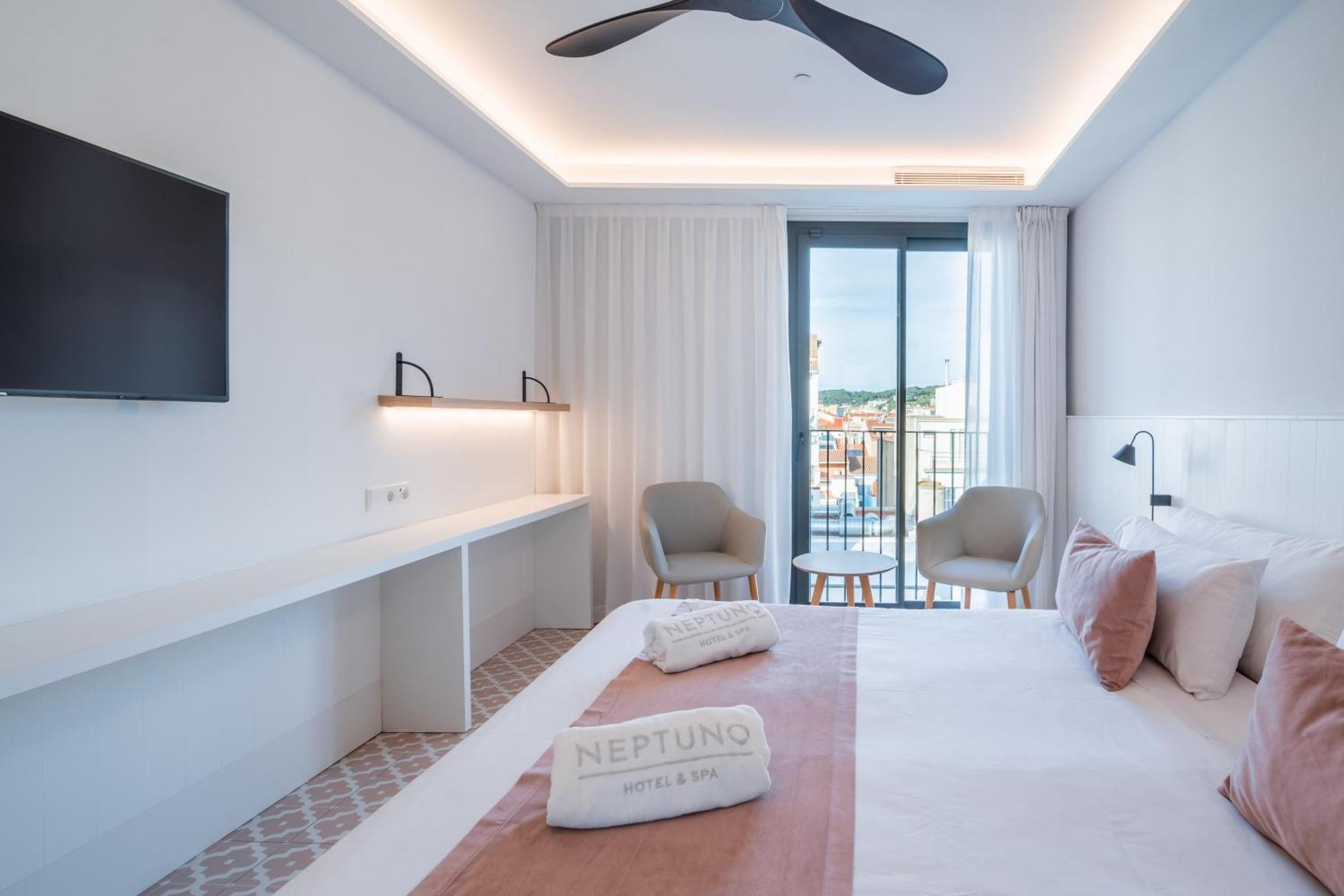 Neptuno Hotel&SPA 4 Sup Calella Exterior foto